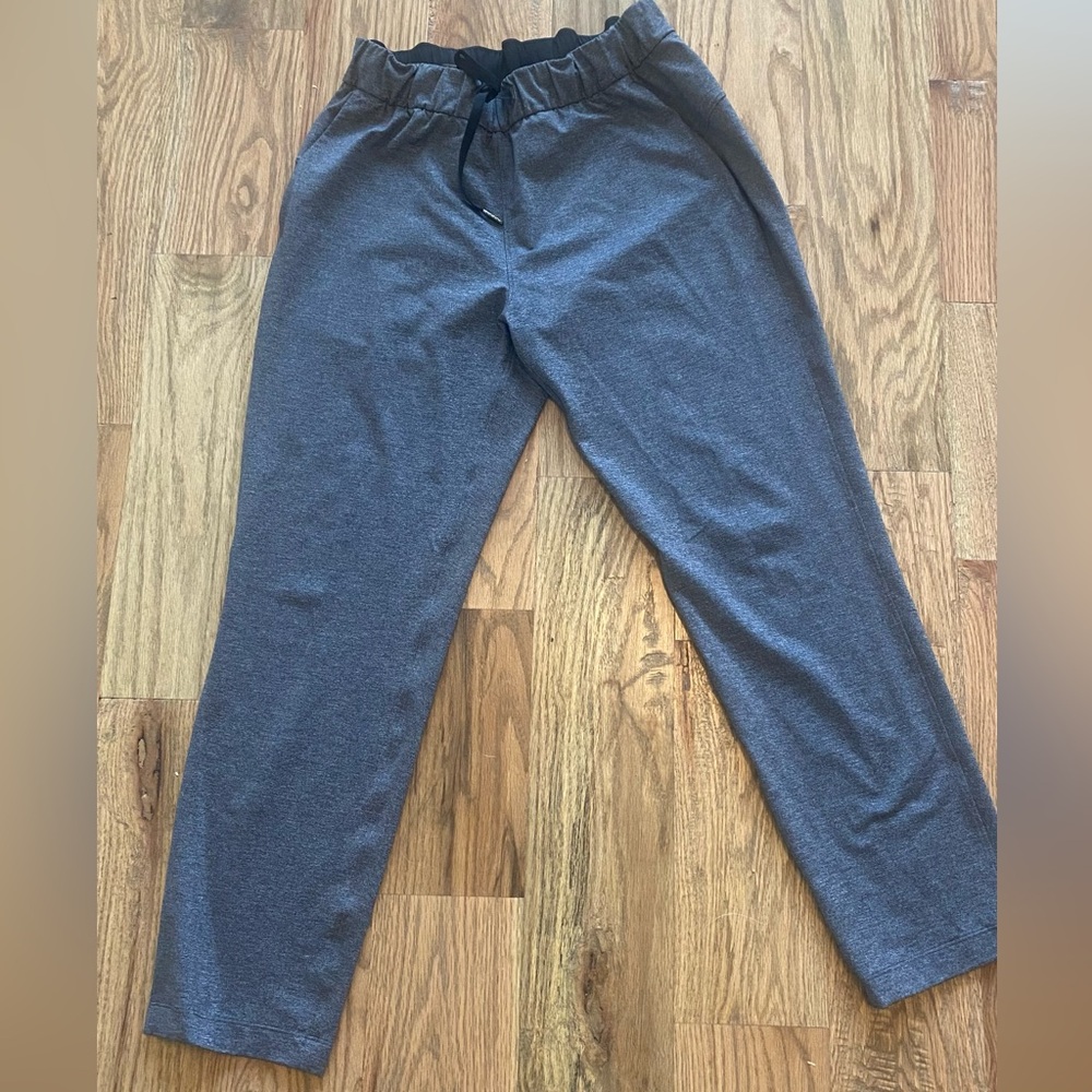 Lululemon on the fly pant